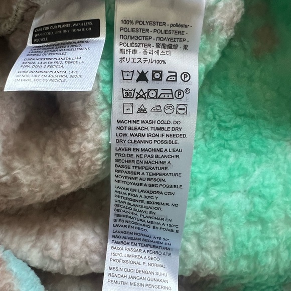 Levi's Atlas Sherpa Mountain Landscape Fleece - Mink - Size Small - Picture 14 of 14